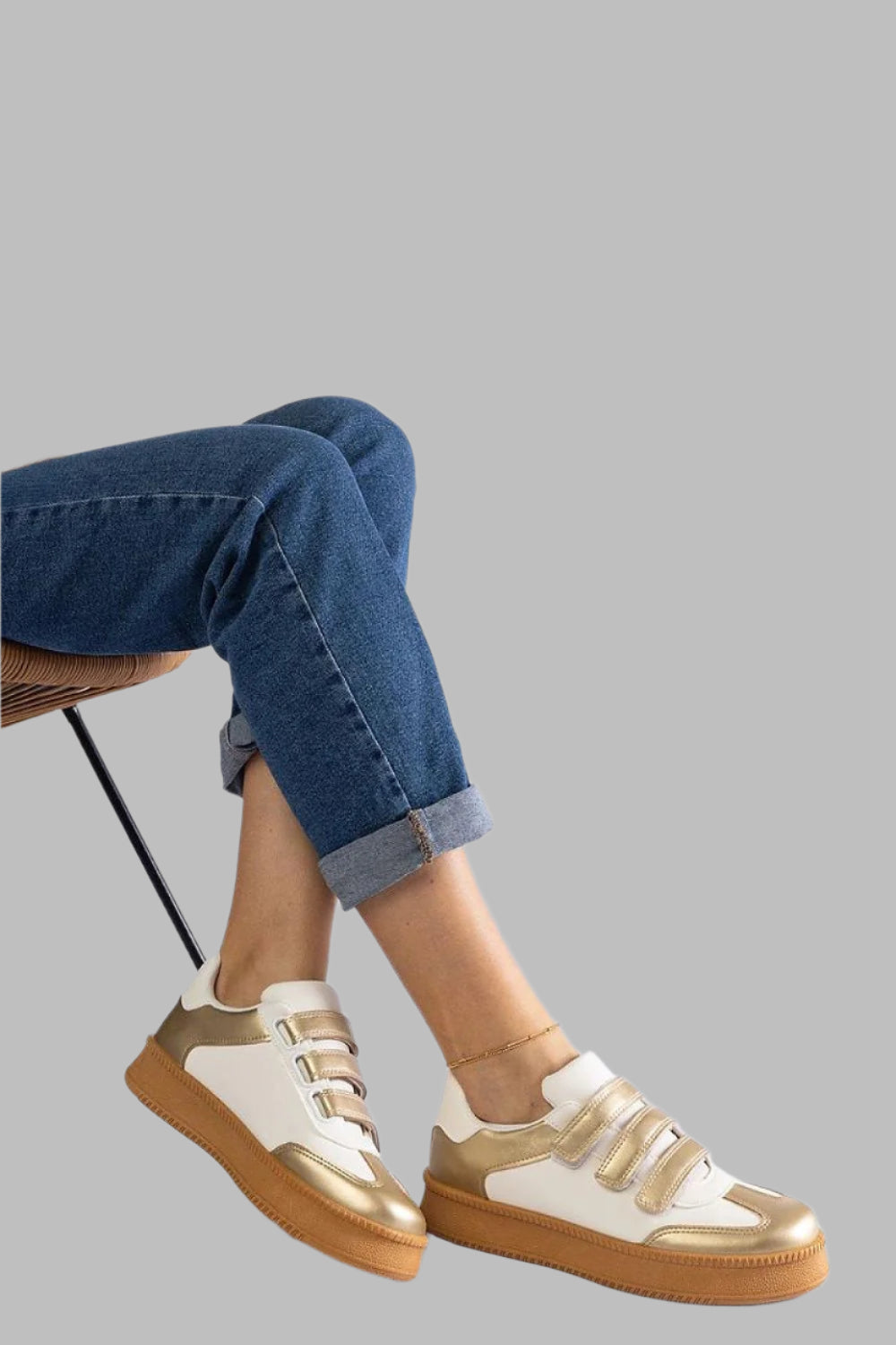 Sneakers model 207186 Solea
