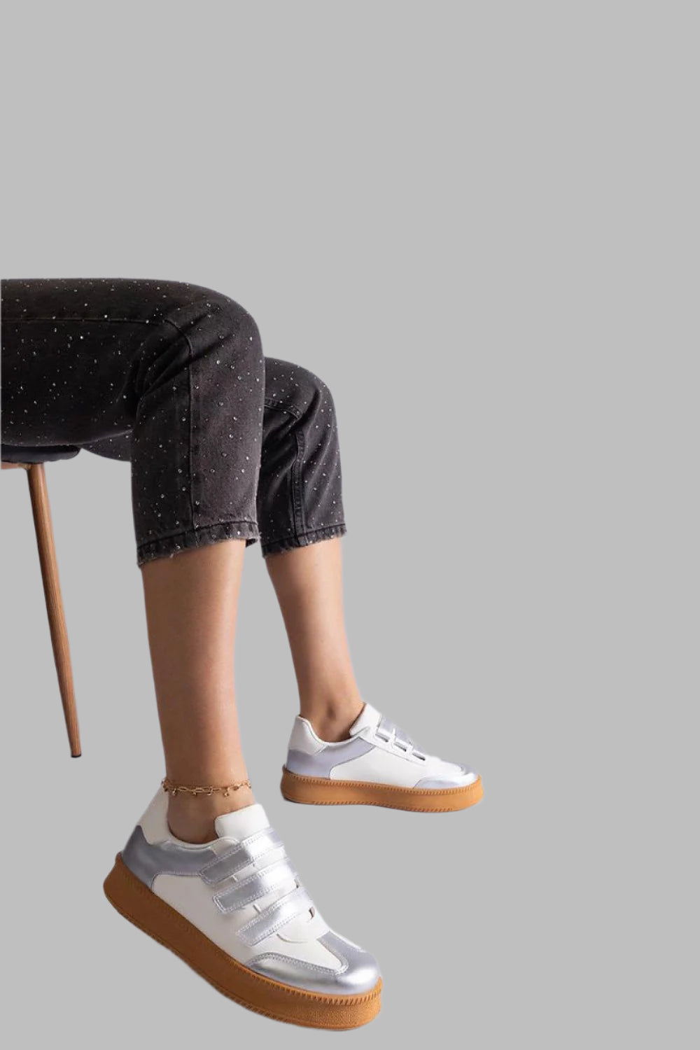 Sneakers model 207187 Solea