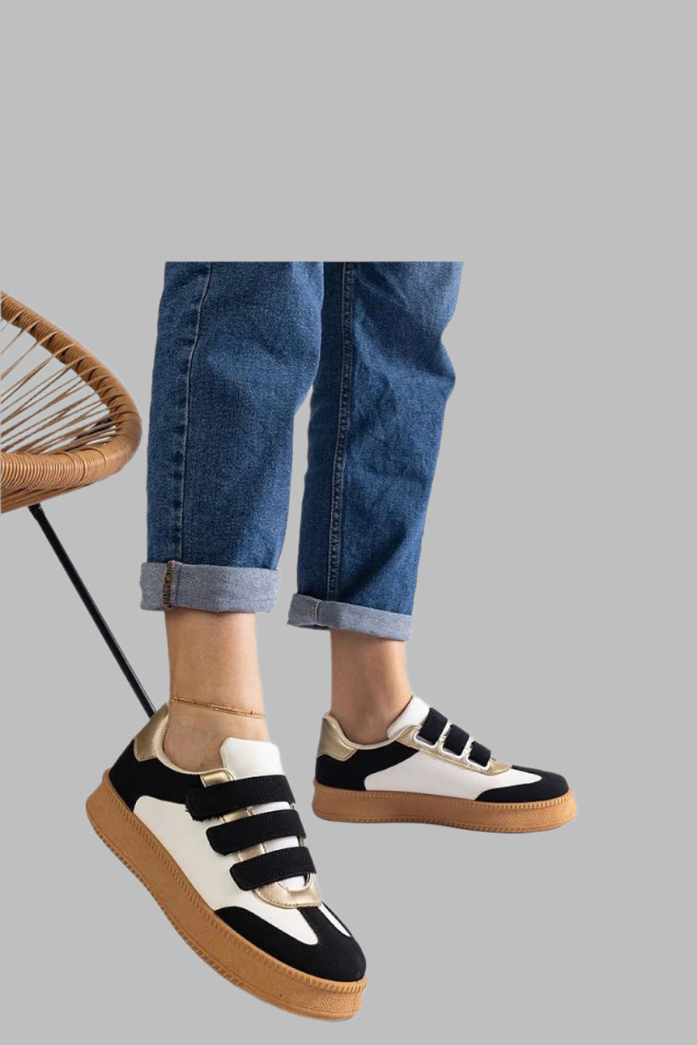 Sneakers model 207189 Solea