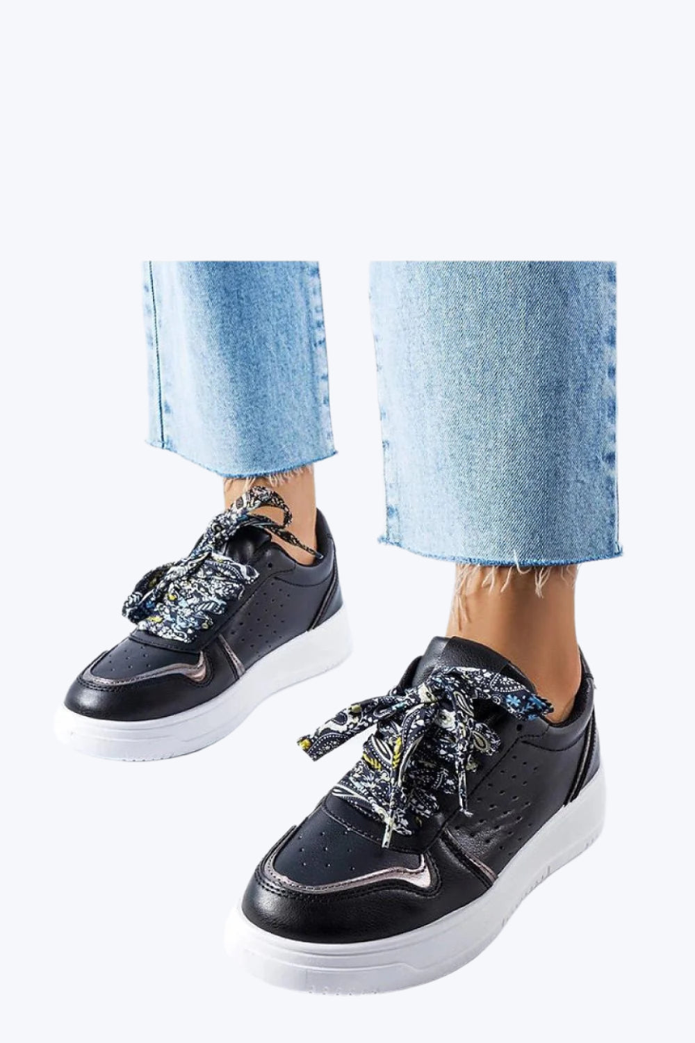 Sneakers model 207948 Solea