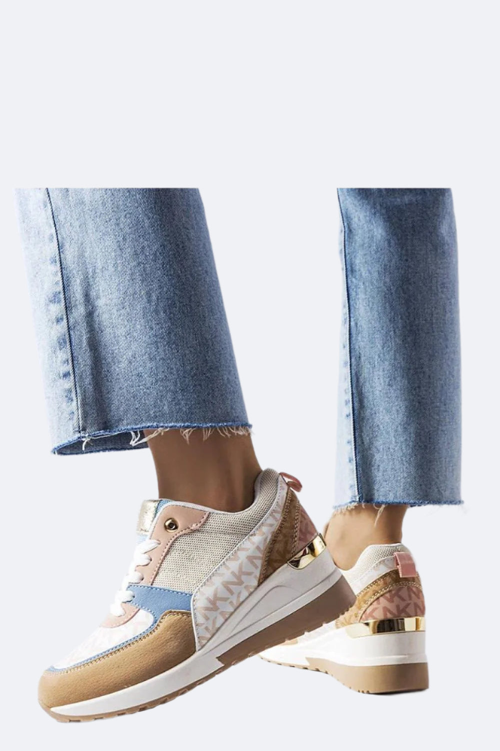 Sneakers model 207951 Solea