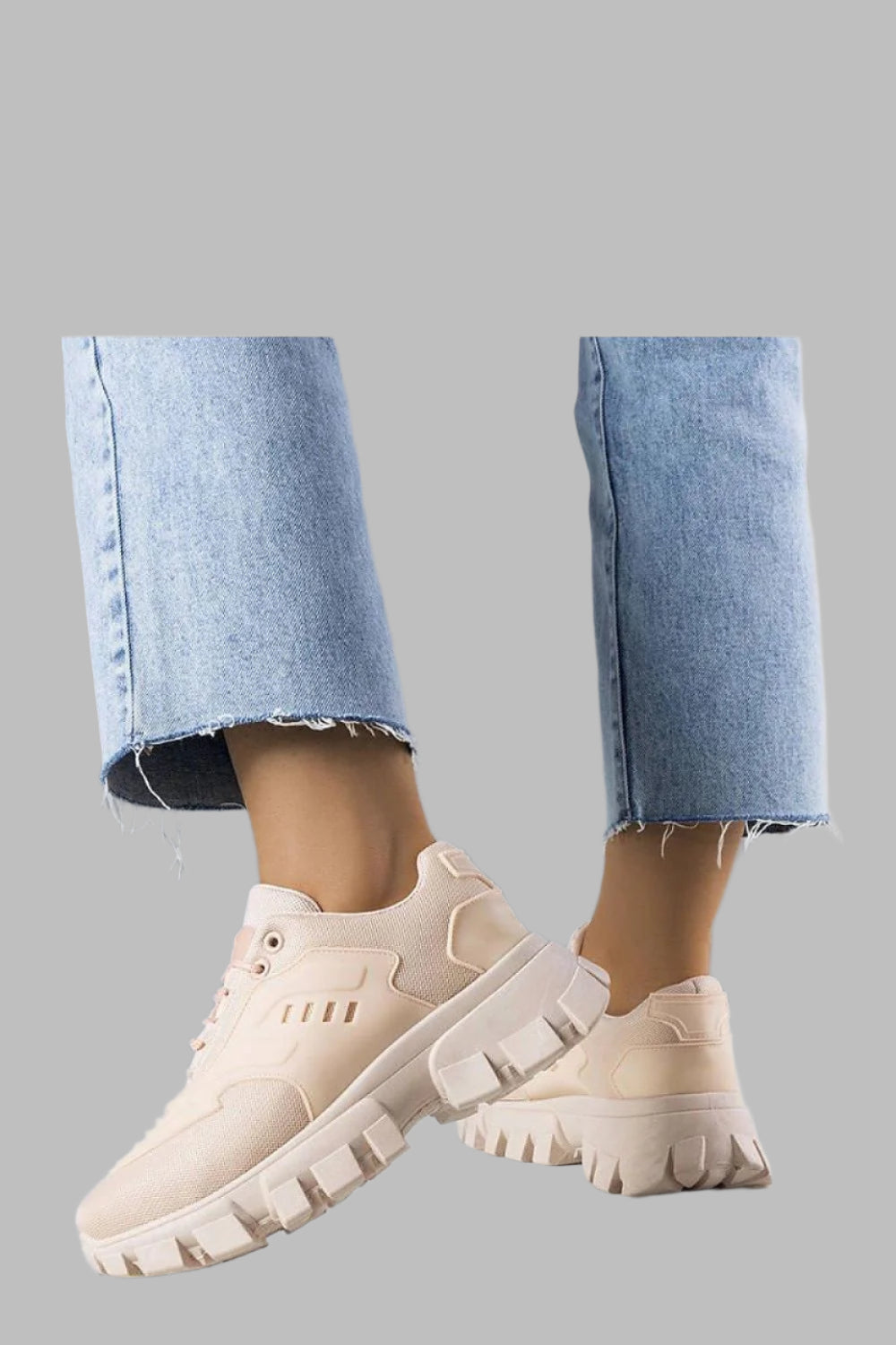 Sneakers model 208002 Solea