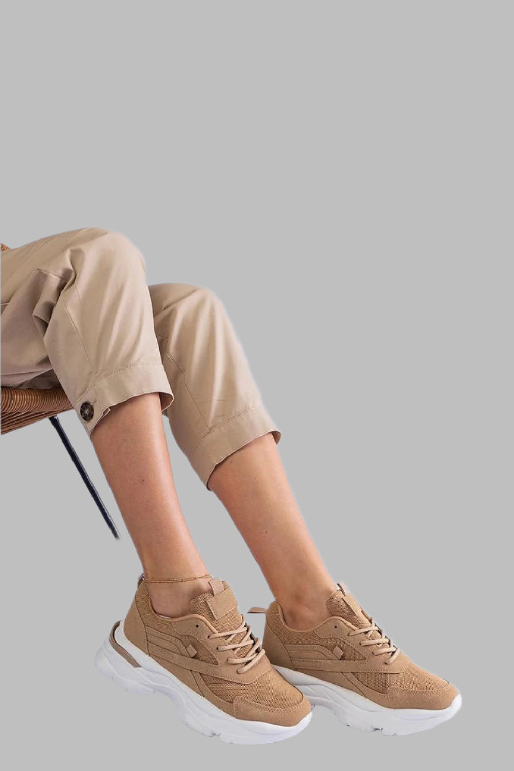  Sneakers model 207132 Solea 