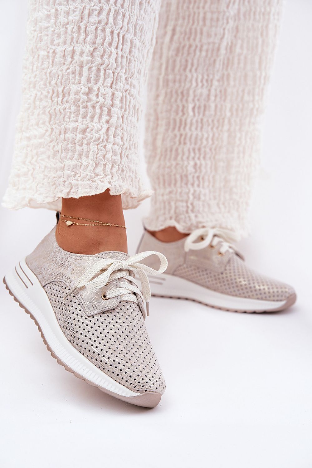  Half shoes model 212558 Step in style 